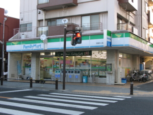 外観ファミマ米ヶ浜